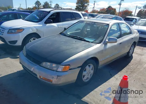 1995 Honda Accord Ex из США, поврежденный, VIN 1HGCE6666SA025481